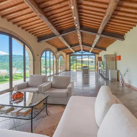 Montecarulli شقة سان جيمينيانو